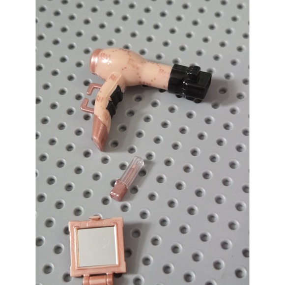 Rainbow High Vision Divas Sabrina St Cloud Rolling Vanity Case Accessories - Picture 8 of 9